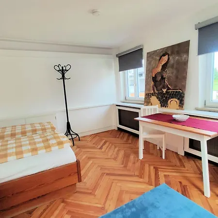 Apartment Tolle In