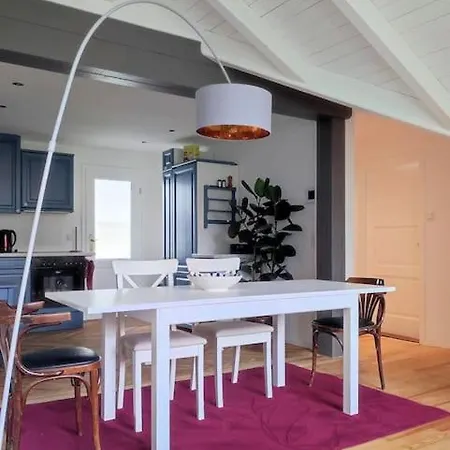 Apartment Tolle In