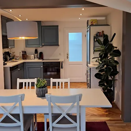 Apartment Tolle In Prien