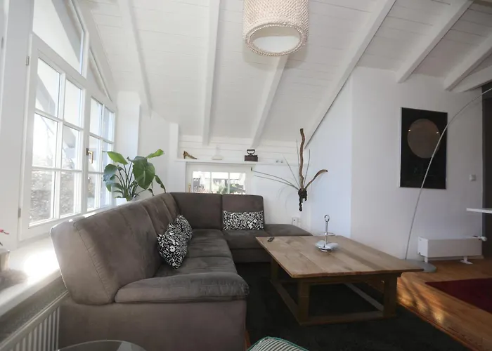 Tolle In Apartment *